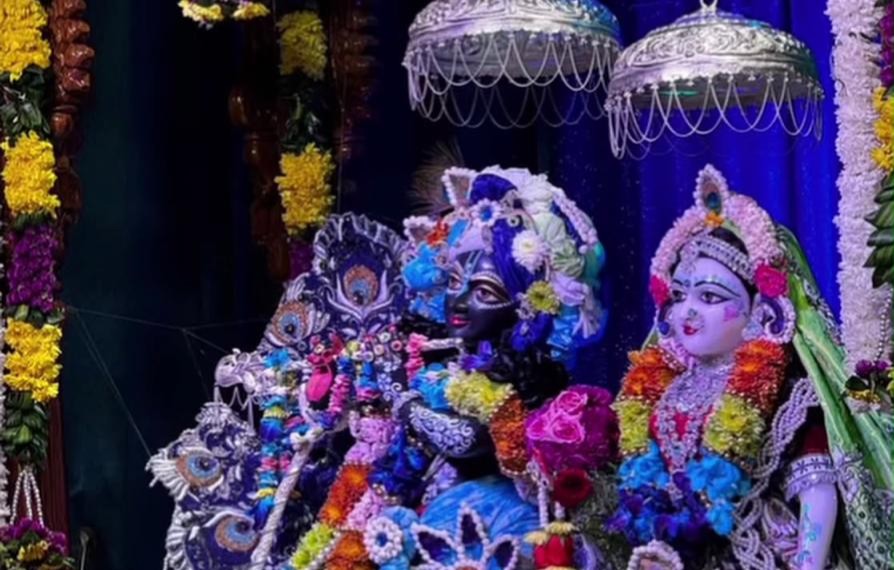 Devotees Brave Waterlogged Roads to Celebrate Janmashtami at ISKCON Faridabad